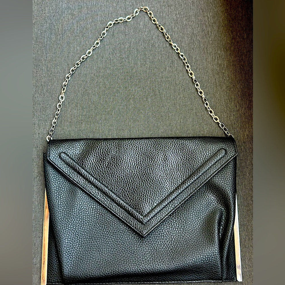 EUC Atmosphere Black Leather Chain Stylish Shoulder Bag